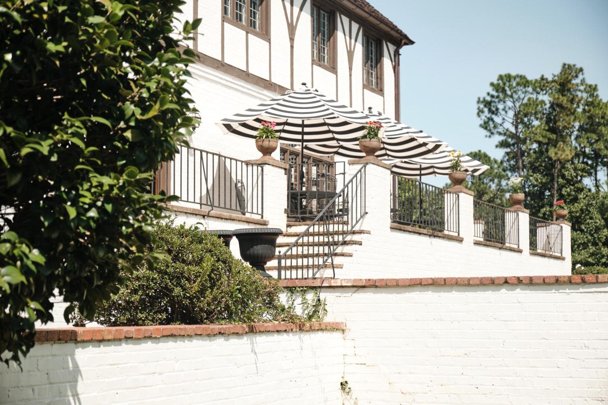 서던파인스 Duncraig Manor B&B 외부 사진